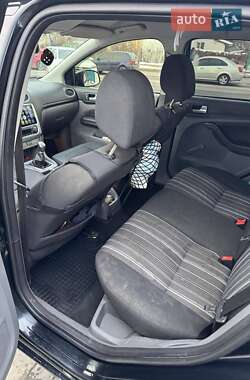 Универсал Ford Focus 2010 в 