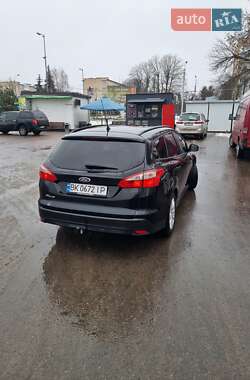 Универсал Ford Focus 2014 в 
