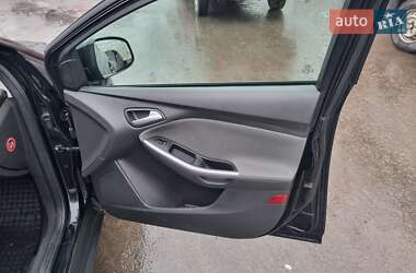 Универсал Ford Focus 2014 в 