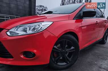 Хетчбек Ford Focus 2014 в Чернігові