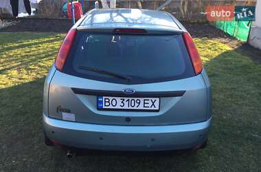 Хэтчбек Ford Focus 1999 в Радивилове