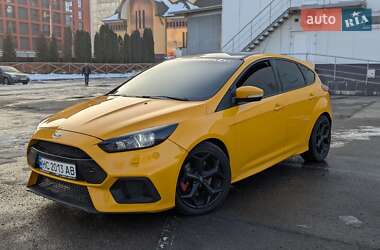 Хэтчбек Ford Focus 2013 в Львове