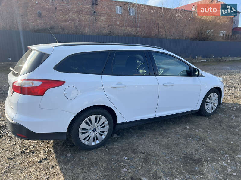 Универсал Ford Focus 2013 в 