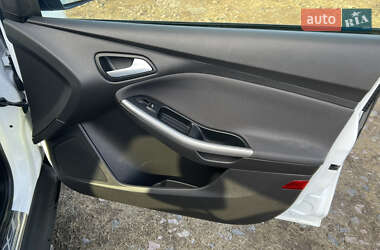 Универсал Ford Focus 2013 в 