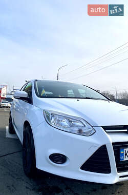 Хетчбек Ford Focus 2014 в 