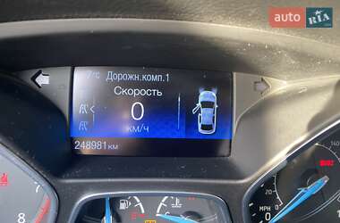 Хэтчбек Ford Focus 2016 в 