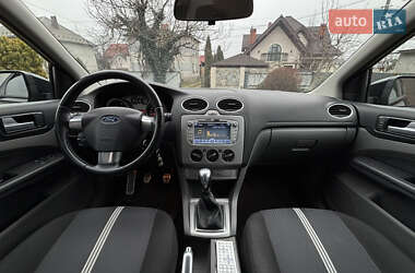 Универсал Ford Focus 2010 в 