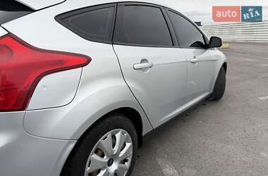 Хетчбек Ford Focus 2013 в Пустомитах