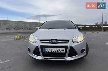 Хетчбек Ford Focus 2013 в Пустомитах