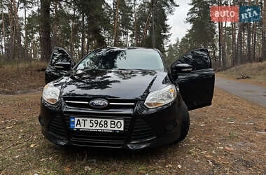Хэтчбек Ford Focus 2013 в 