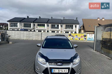 Седан Ford Focus 2012 в 