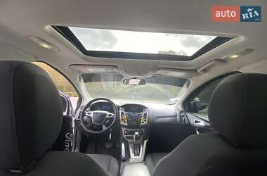 Седан Ford Focus 2012 в 