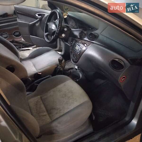 Універсал Ford Focus 1999 в Чернівцях