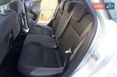 Универсал Ford Focus 2014 в 