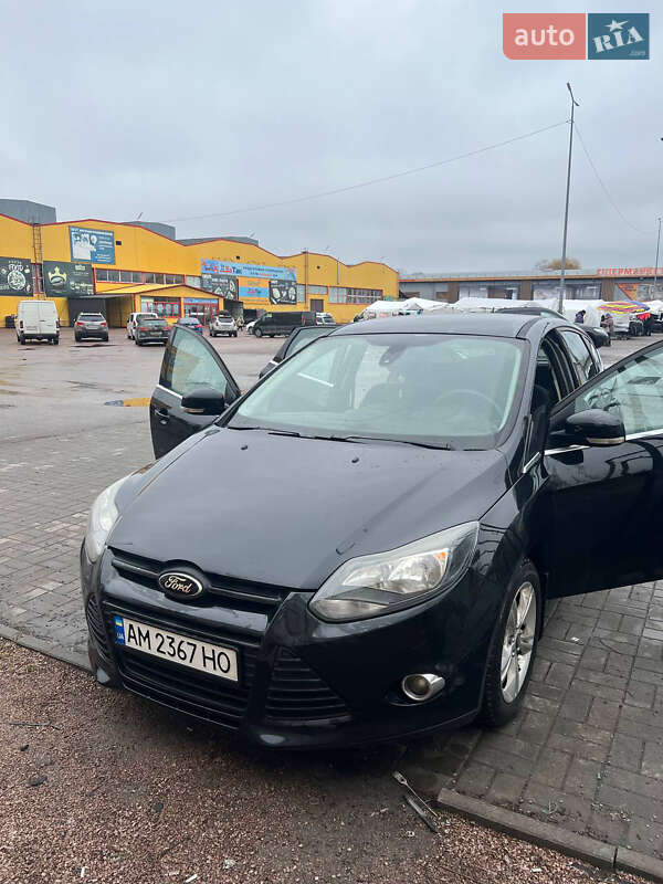 Хетчбек Ford Focus 2011 в Житомирі