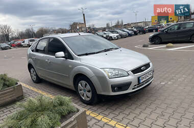 Хетчбек Ford Focus 2005 в Житомирі