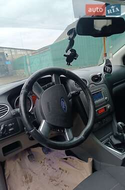 Универсал Ford Focus 2010 в 