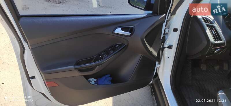 Хетчбек Ford Focus 2014 в Кривому Розі фото 8 Хетчбек Ford Focus 2014 в Кривому Розі