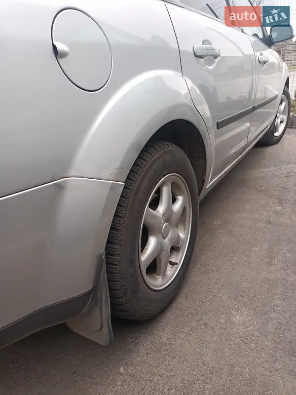Ford Focus 2006 VIN WF0WXXGCDW6A56957 фото оголошення 6 з 48