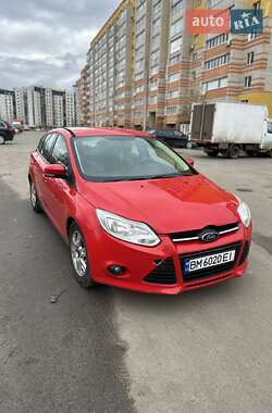Хэтчбек Ford Focus 2012 в 