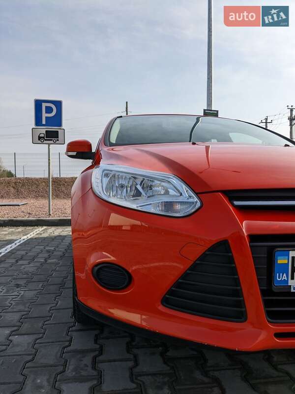 Хэтчбек Ford Focus 2014 в Буче