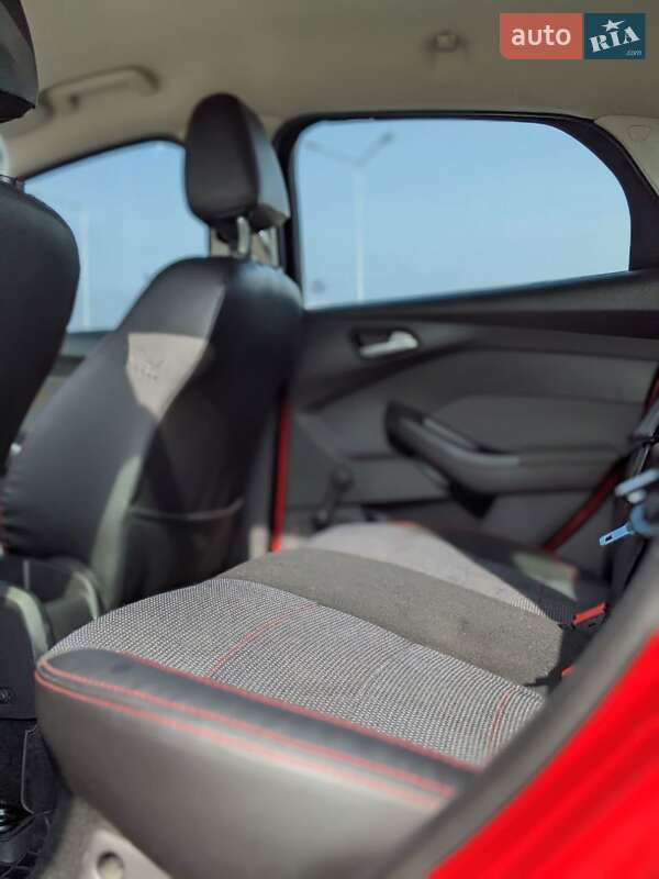 Хэтчбек Ford Focus 2014 в Буче