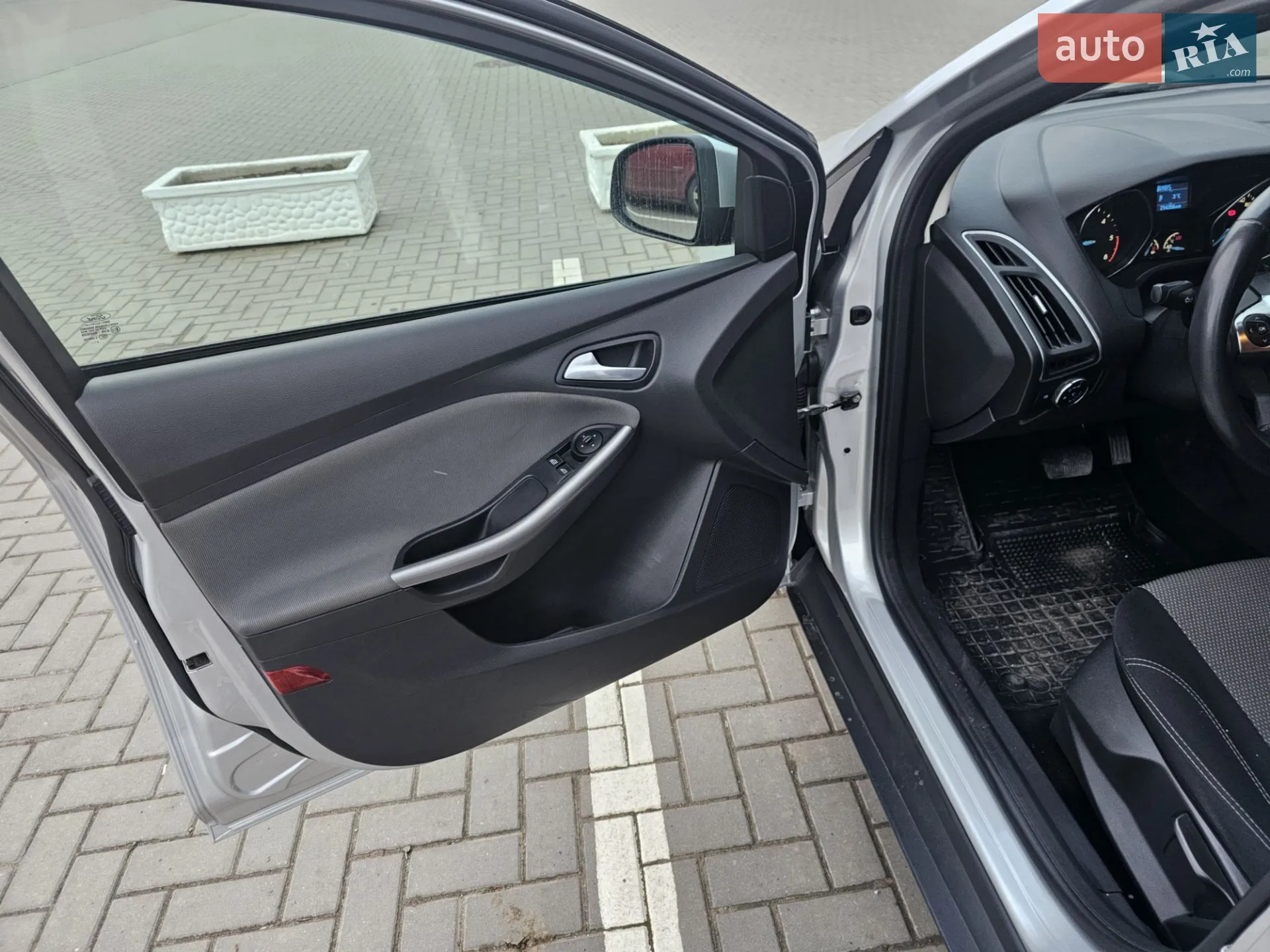 2013 Ford Focus - мініатюра 16