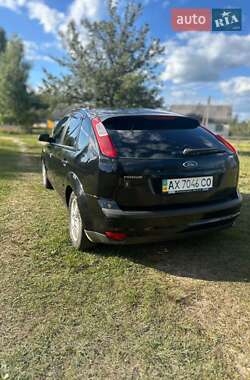 Хэтчбек Ford Focus 2006 в 