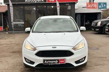 Хэтчбек Ford Focus 2017 в 