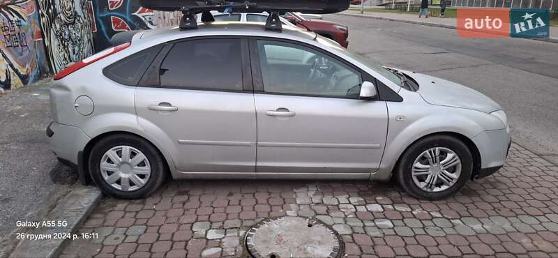 Хэтчбек Ford Focus 2007 в Белых Ославах