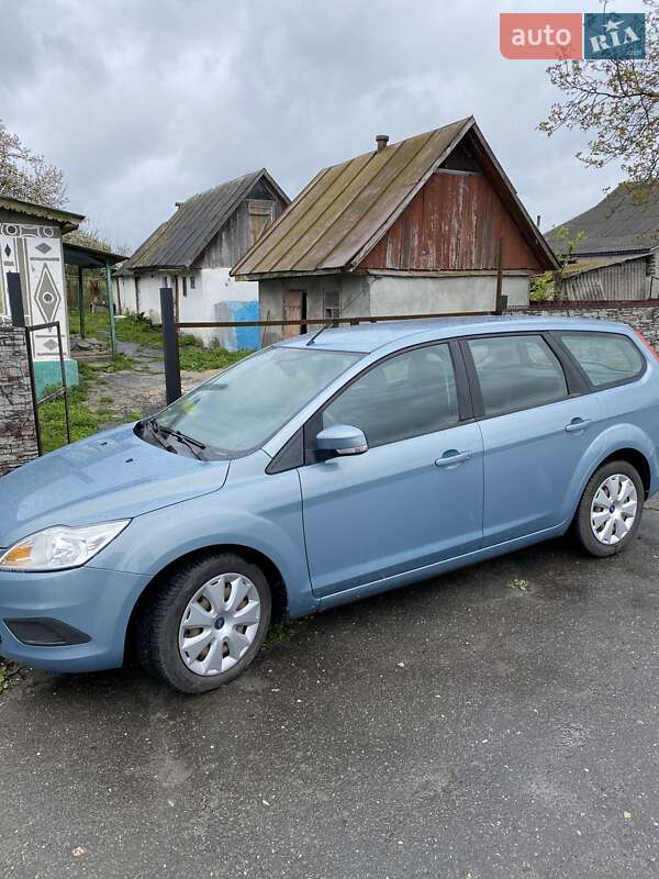 Универсал Ford Focus 2009 в Староконстантинове