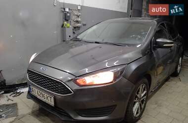 Седан Ford Focus 2015 в Києві