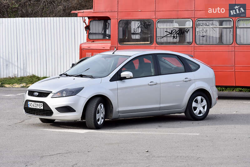 Хетчбек Ford Focus 2010 в Ужгороді