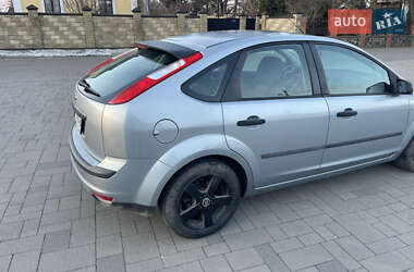 Хэтчбек Ford Focus 2005 в Луцке