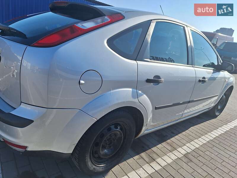 Хетчбек Ford Focus 2005 в Калуші