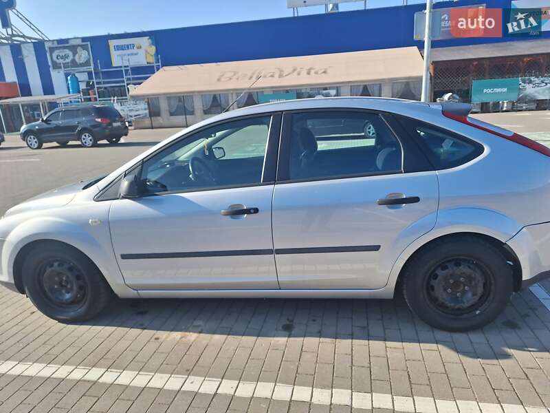 Хетчбек Ford Focus 2005 в Калуші