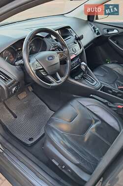 Седан Ford Focus 2016 в 