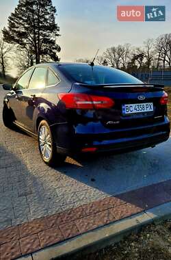 Седан Ford Focus 2017 в 