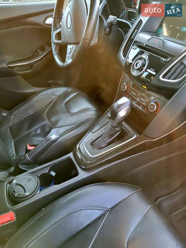 Седан Ford Focus 2017 в Львове фото 33 Седан Ford Focus 2017 в Львове