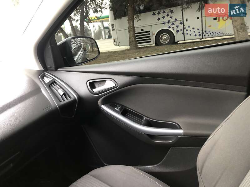 Универсал Ford Focus 2012 в Стрые фото 95 Универсал Ford Focus 2012 в Стрые