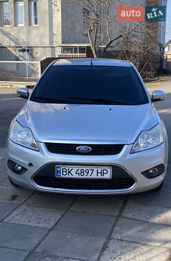 Хетчбек Ford Focus 2009 в Дубні