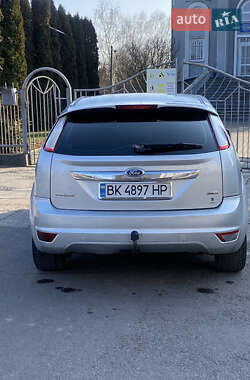 Хетчбек Ford Focus 2009 в Дубні