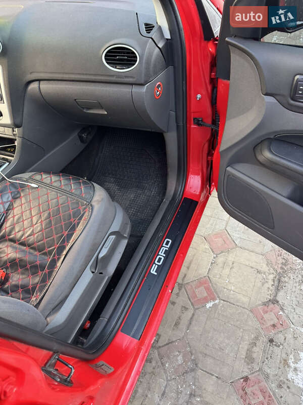 Универсал Ford Focus 2006 в Кролевце фото 15 Универсал Ford Focus 2006 в Кролевце