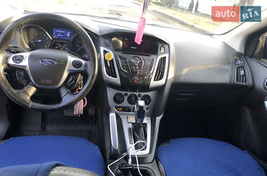 Седан Ford Focus 2012 в 