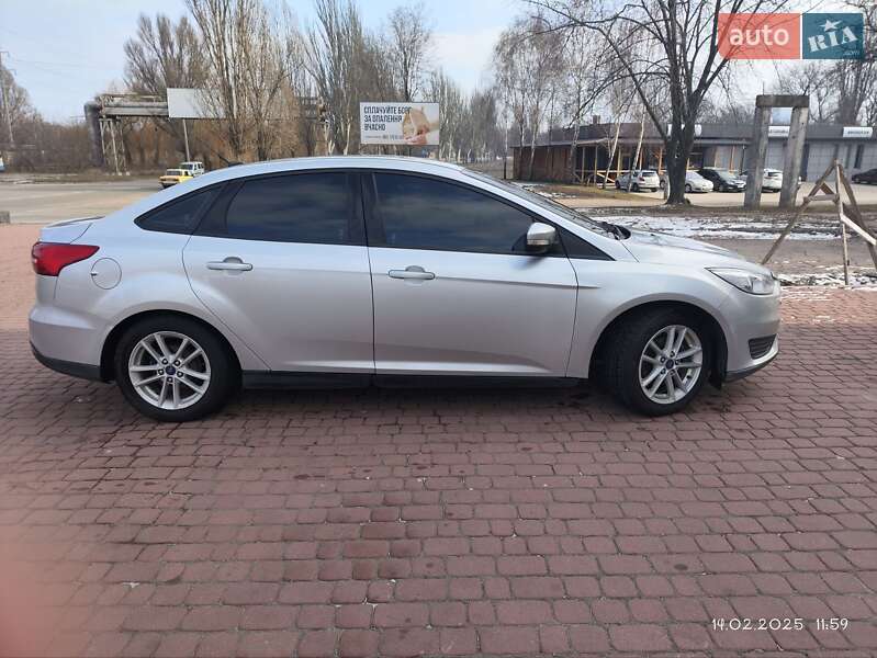Седан Ford Focus 2017 в Каменском