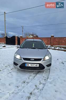 Універсал Ford Focus 2008 в Сарнах