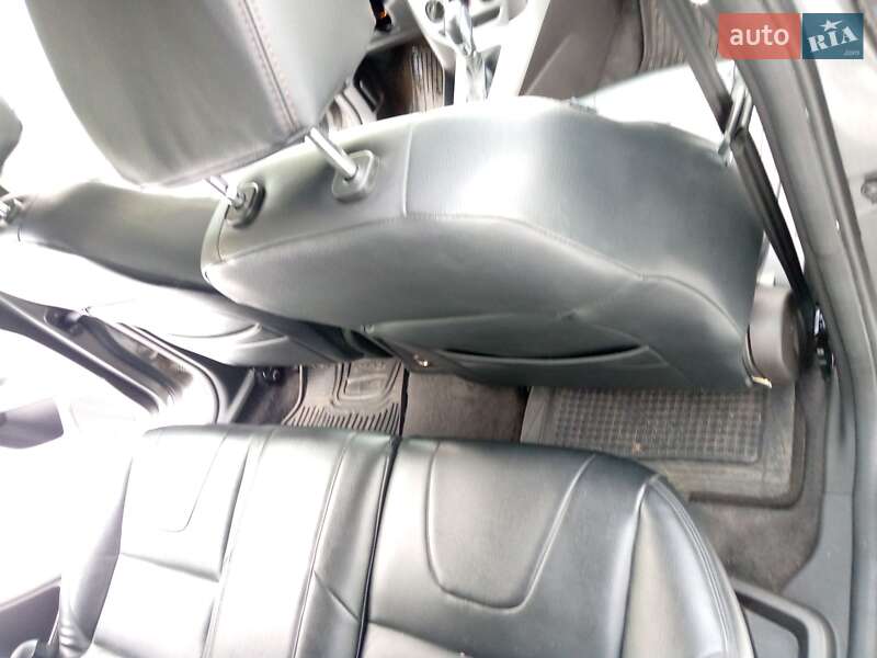 Хэтчбек Ford Focus 2012 в Ватутино
