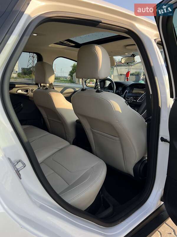 Седан Ford Focus 2017 в Львове фото 15 Седан Ford Focus 2017 в Львове