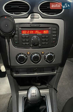 Универсал Ford Focus 2010 в 