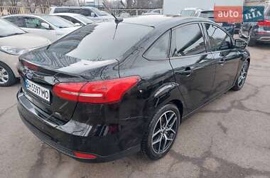 Седан Ford Focus 2017 в 
